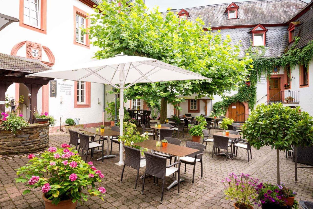 Hotel Deutschherrenhof Zeltingen-Rachtig Exterior photo